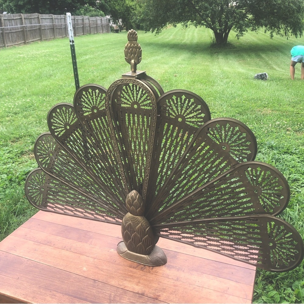 Vintage MCM Brass Fireplace Screen Pineapple - Picture 6 of 16